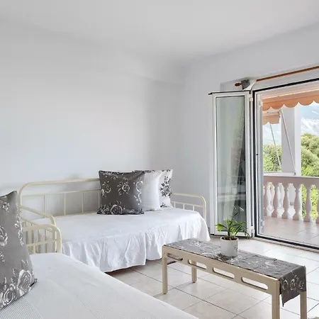 Apartamento Pernari Spartià